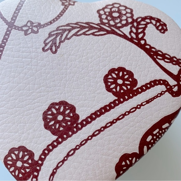 Pandora Leather Heart Shaped Tiered Swivel Bracelet & Charms Jewelry Box - Picture 11 of 12